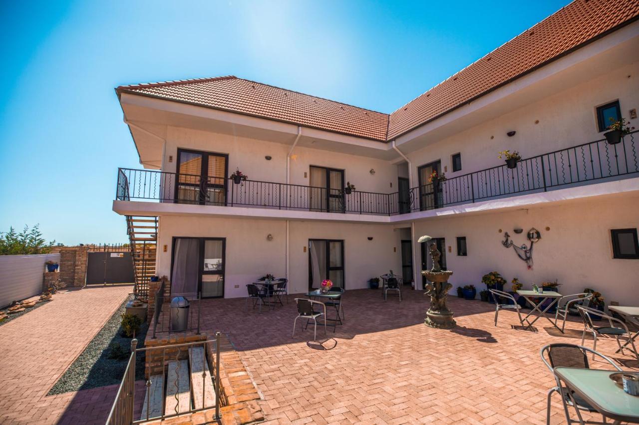 Hotel Sunny Border (Adults Only) à Vama Veche Extérieur photo