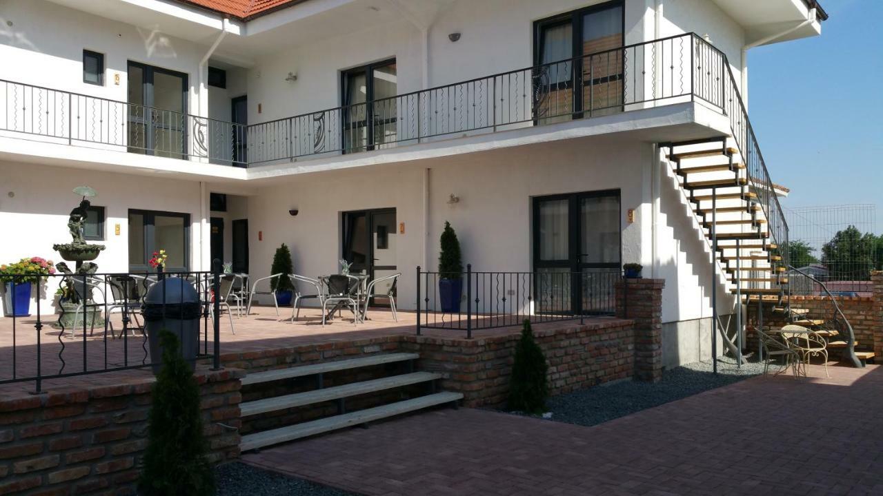 Hotel Sunny Border (Adults Only) à Vama Veche Extérieur photo