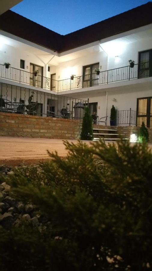Hotel Sunny Border (Adults Only) à Vama Veche Extérieur photo